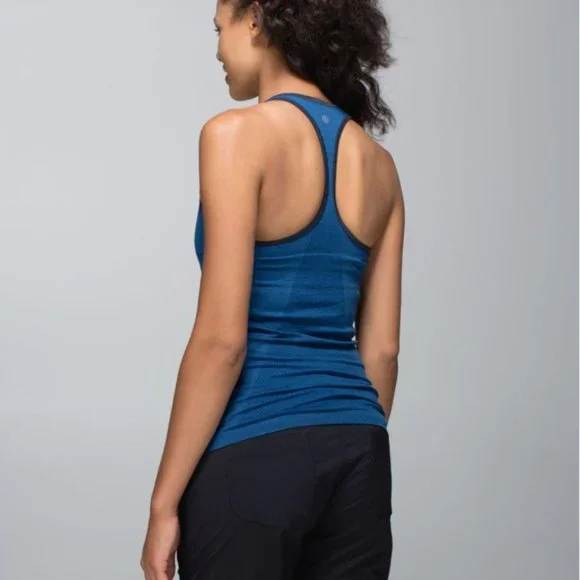 Lululemon Ebb & Flow Racerback Tank  Heathered Rugged Blue/Heathered Inkwell 6 - Picture 2 of 16